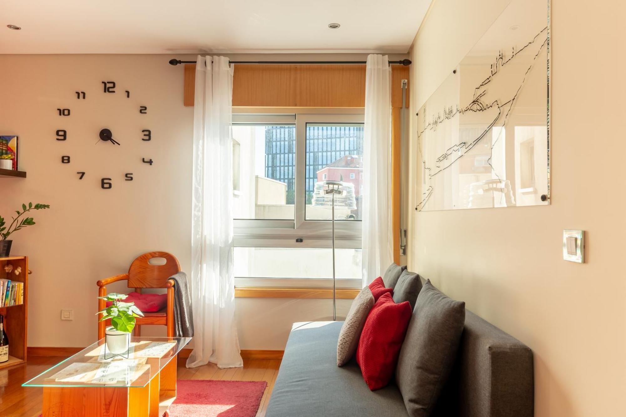 Francos Relaxing Apartment By The Metro Porto Eksteriør billede